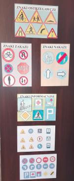 BEZPIECZNIE W DRODZE DO SZKOŁY - zajęcia w świetlicy szkolnej przypominające zasady ruchu drogowego - plakaty informacyjne