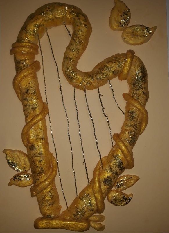 Konkurs artystyczny–plastyczny pt. „Harfa Cherubina o złotą choinkę” Prace dzieci - płaskorzeźby z masy porcelanowej