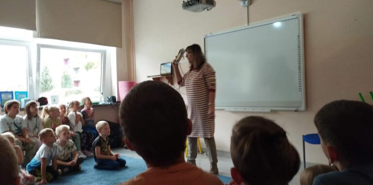spotkanie 6-latków z autorką ksiązki dla dziei